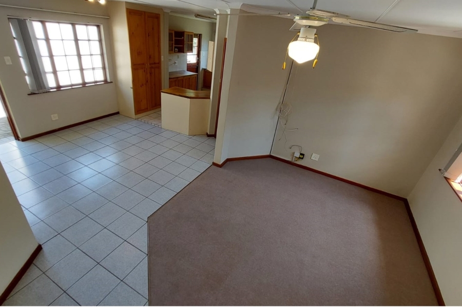 3 Bedroom Property for Sale in Denneoord Western Cape